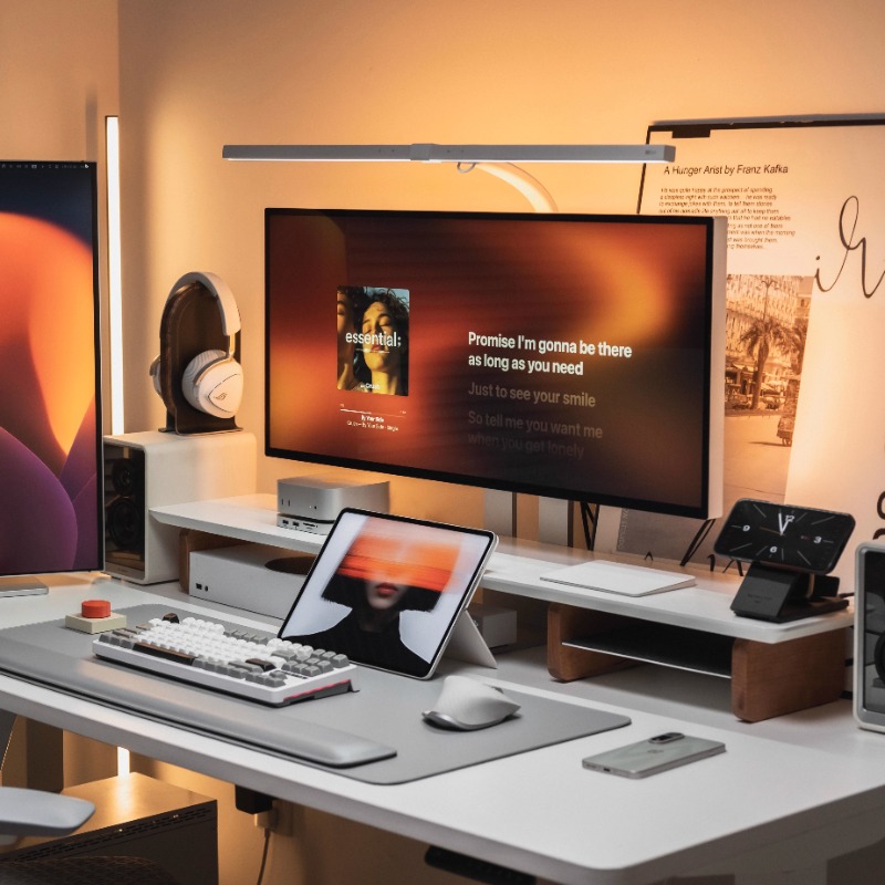 Desk Setup For Laptop And Monitor - Supporto per monitor moderno Supporto per