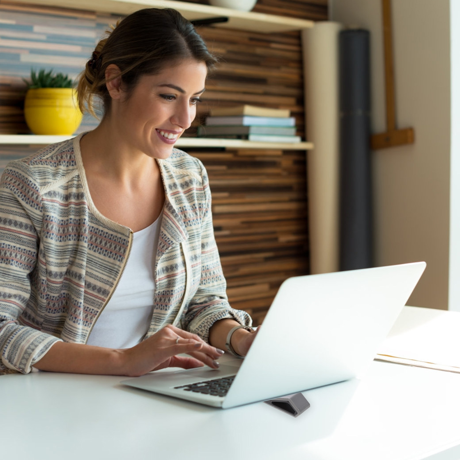 Desk Setup Ergonomics - 2 Supporti per Laptop Regolabili in