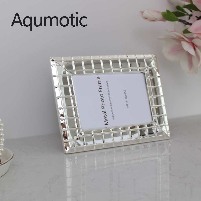 Aqumotic Nordic Iron Photo Fra - Desk Setup Simple recensione e prezzo